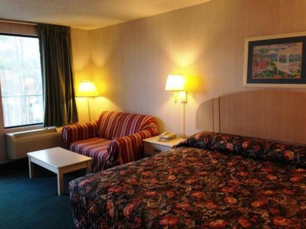 Royal Inn Columbia/Fort Jackson Eksteriør bilde